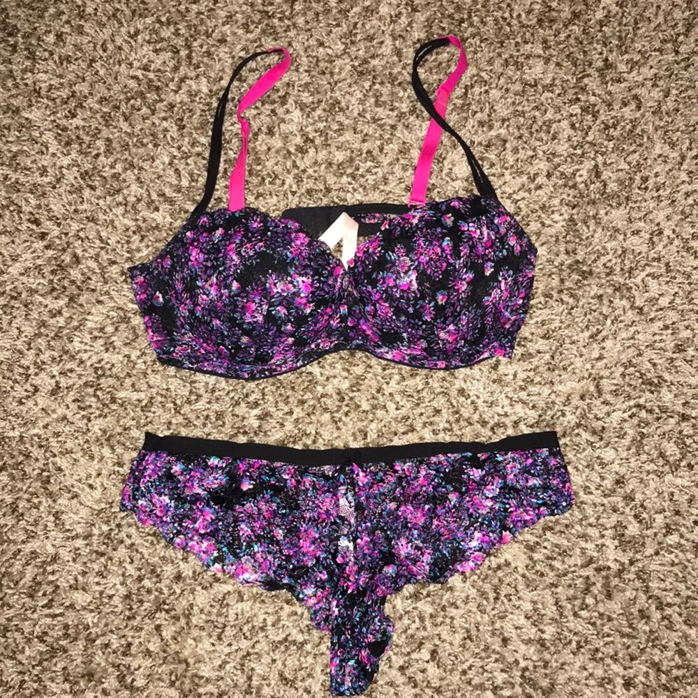PINK VS Date Night Bra and Panty - Very Sexy!